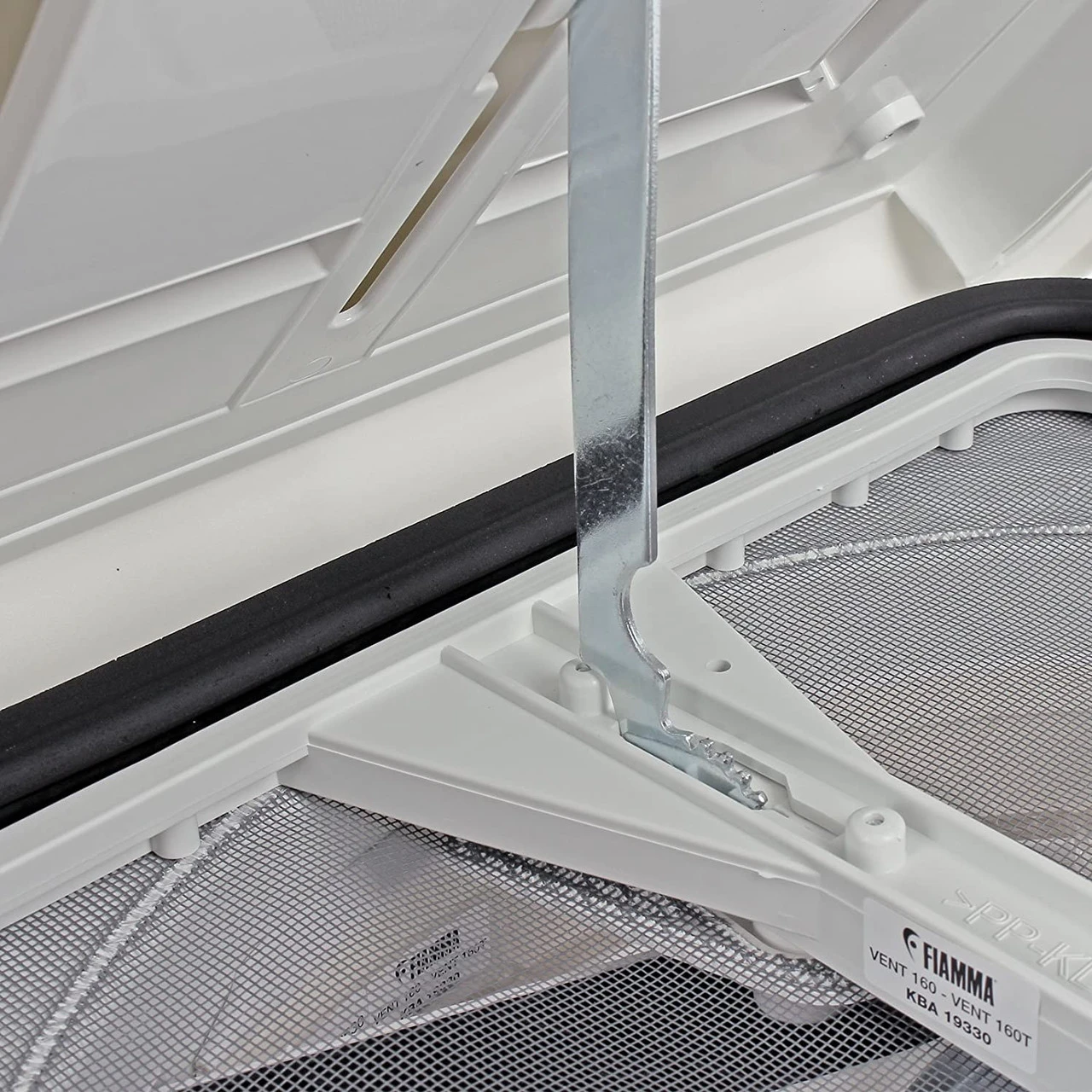 Fiamma Turbo Vent For Caravans And Motorhomes - Image 11