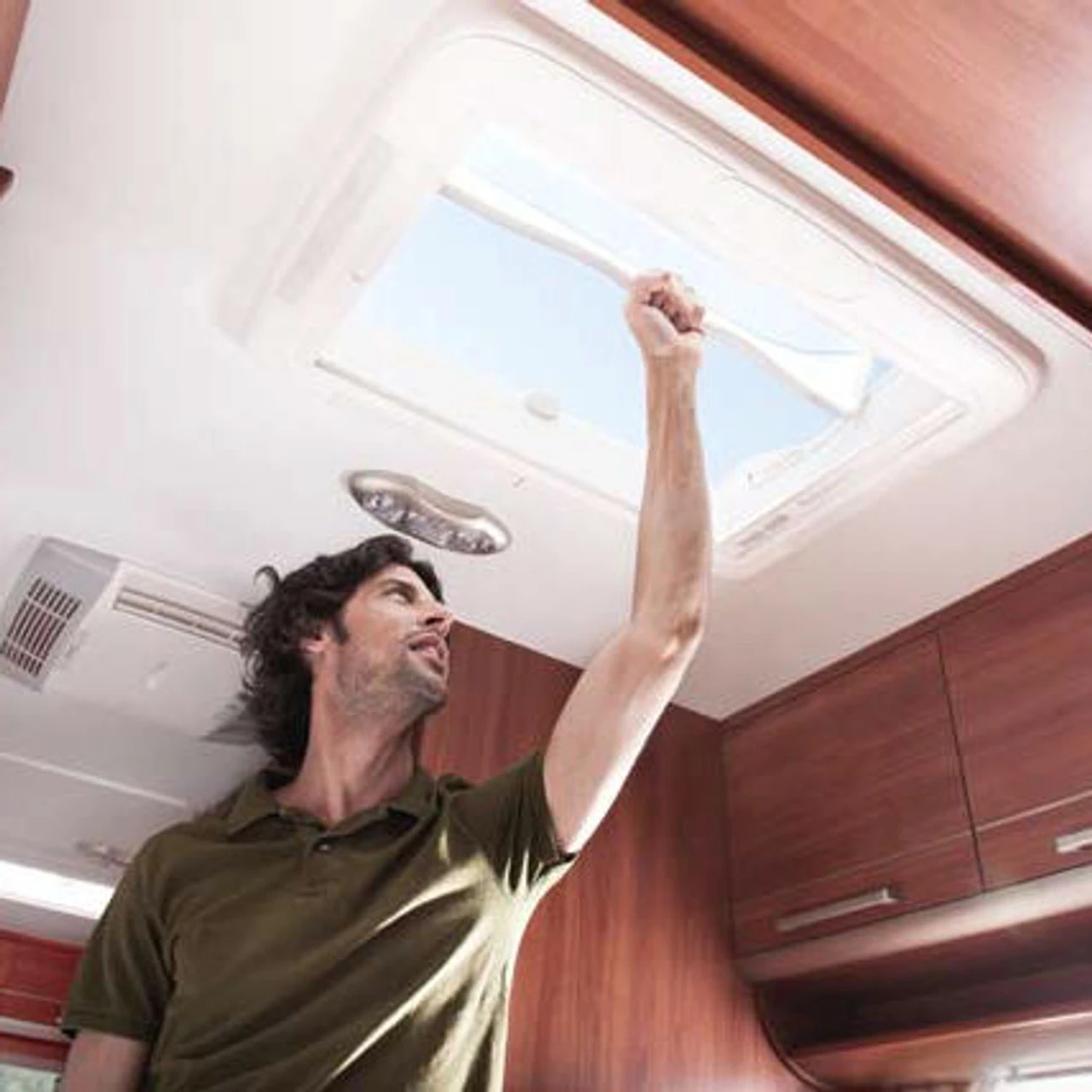 Dometic Seitz Mini Heki Style Caravan & Motorhome Roof Light Vent - Image 8