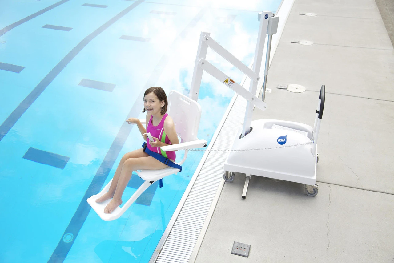 PAL Disabled Lift Portable Swimming Pool Hoist - Image 3