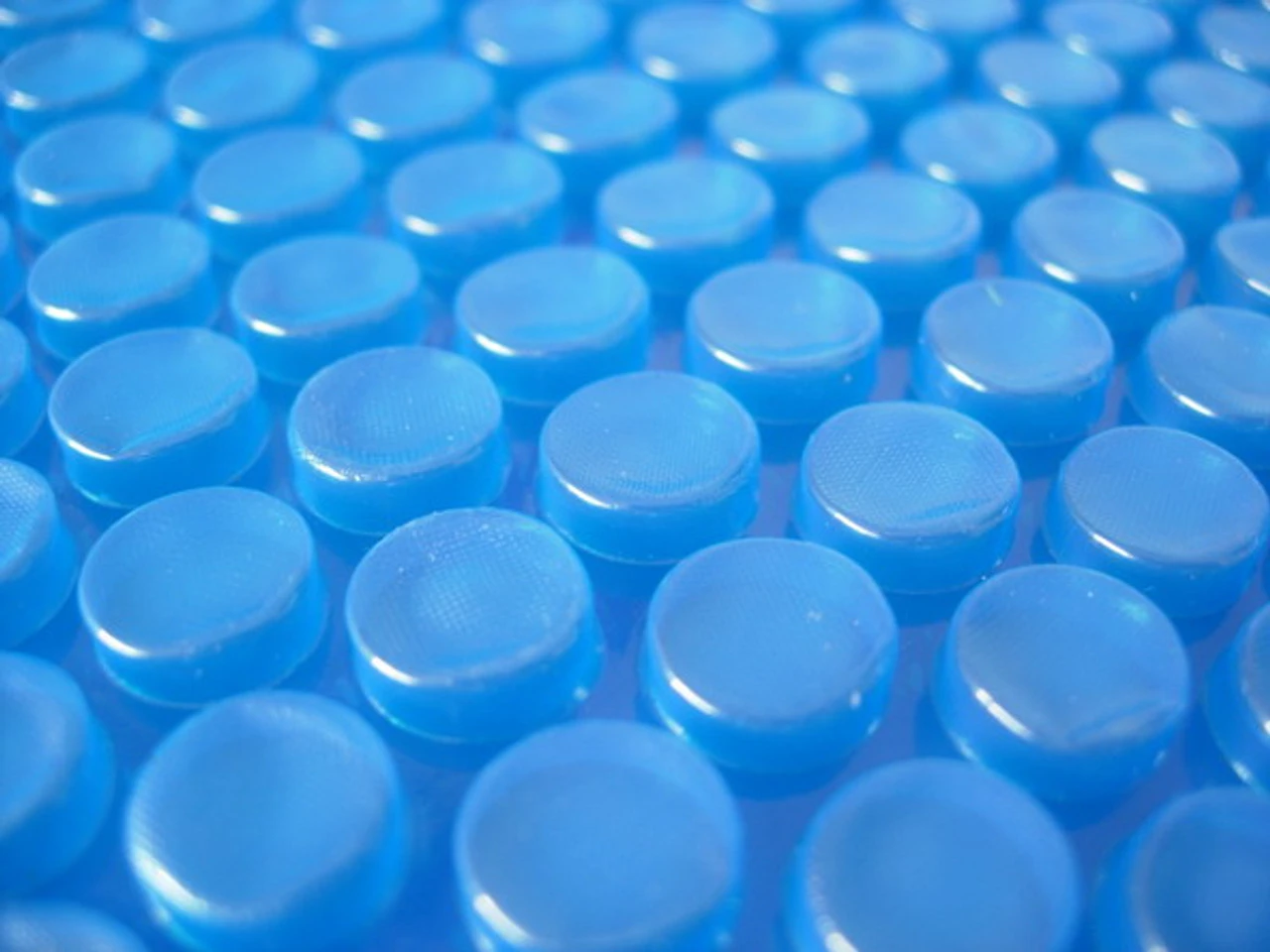 Above Ground Swimming Pool Solar Covers - Image 2