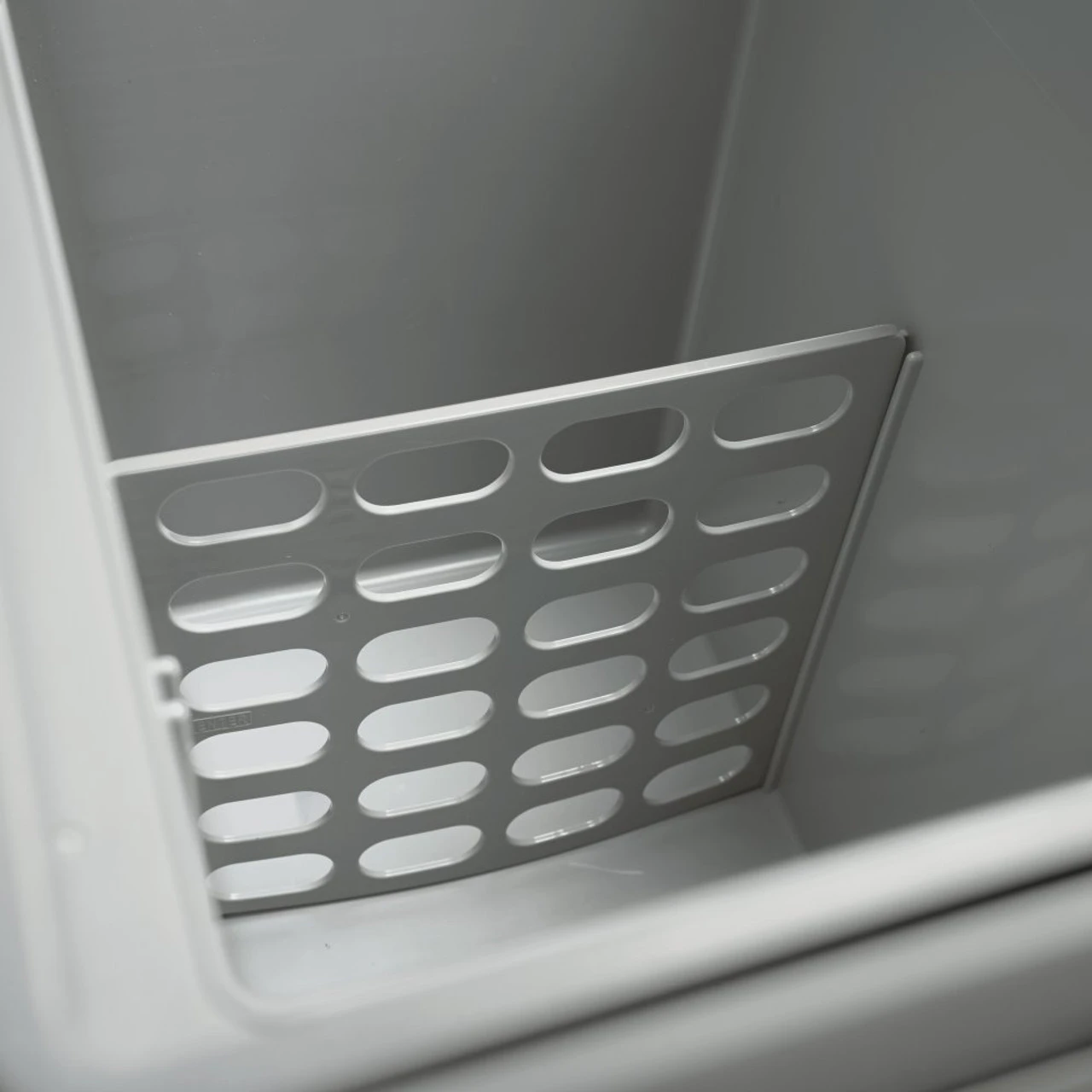 Dometic Waeco Tropicool TCX21Thermoelectric AC/DC Cool Box - Image 5